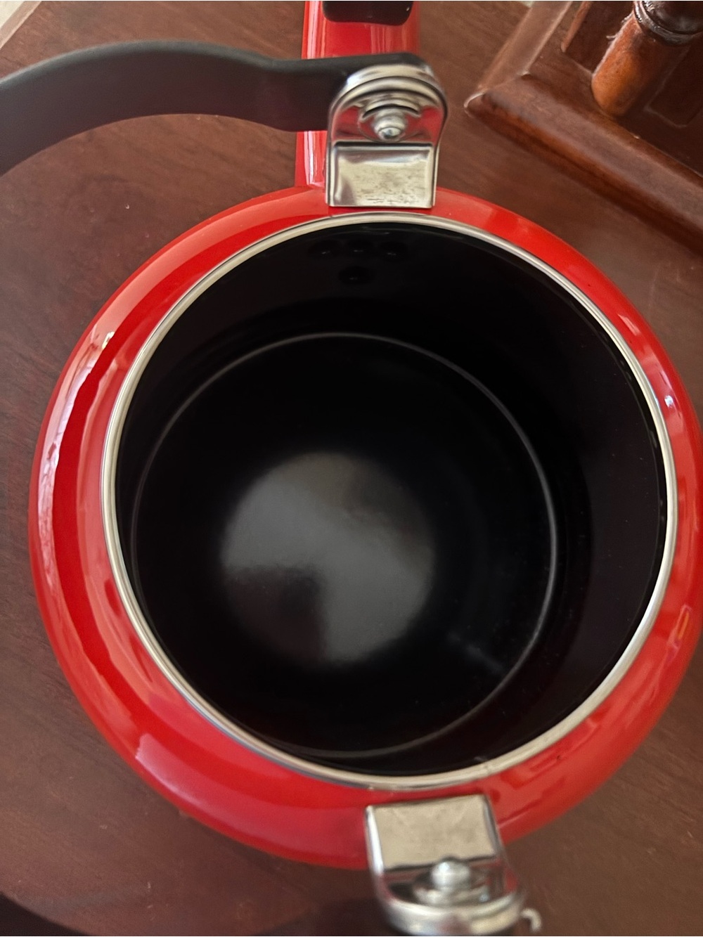 Le Creuset Demi Tea Kettle in the color Cerise (Cherry Red). ® - Picture 3 of 13